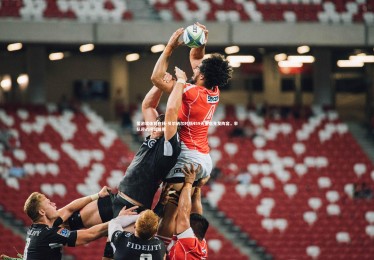 爱游戏体育在线-贝尔纳尔时隔459天重返先发阵容，率队迎战阿拉维斯